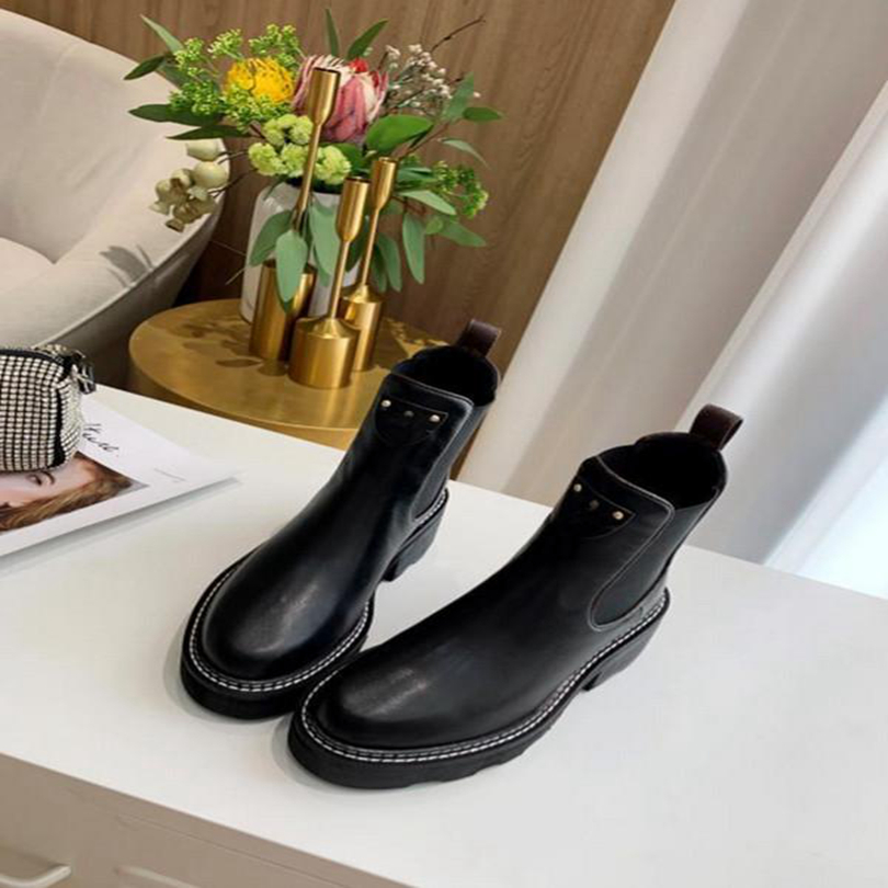 

2020 new boots ankle boots women fashion Martin boots designer winter leather top quality belt plus box