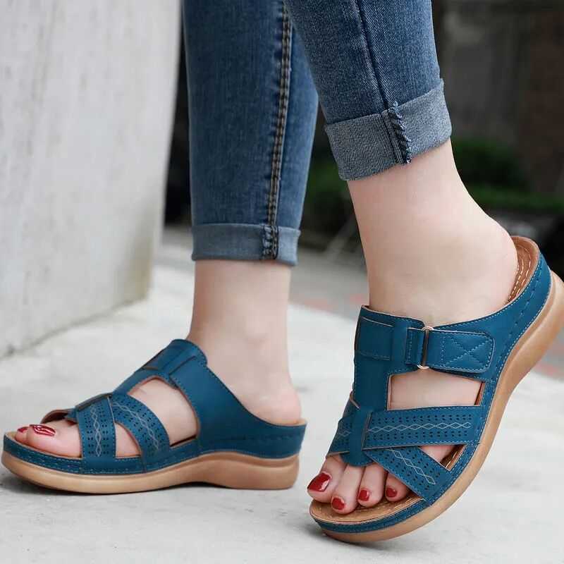 

Latform Wedges Slippers Soft EVA Anti-Slip Lovers Home Floor Slides Ladies Hollow Out Summer Shoes Women's Sandals Y0721, Wine red