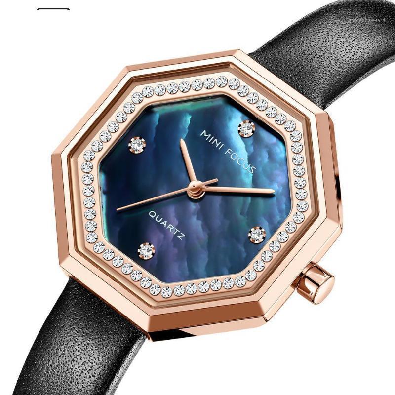 

Wristwatches The Creative Watch Fashion Sports Light Luxury Women's Exquisite Shell Mother-of-pearl Surface Waterproof Calfskin Str, Brown