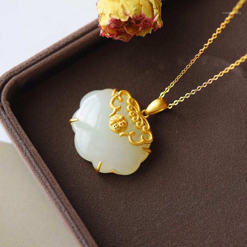 

Silver Inlay Natural Hetian White Chalcedony Niche Design Fine Craftsmanship High-grade Wallet Model Lady Brand Jewelry Chains