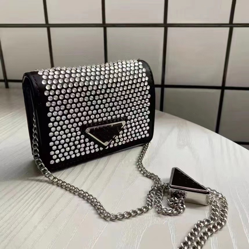 

Shoulder Bags Diamond Square Tote Bag 2022 Fashion High-quality Leather Women's Designer Handbag Chain Messenger Banquet, Black