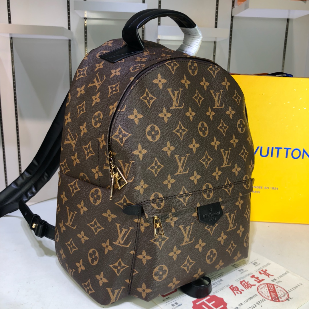 

Louis Vutton Bag Backpack Style Presbyopia, yellow flower letter pack, Old flower