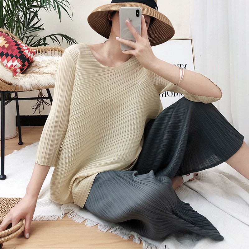 

2021 New Pleated Aesthetic Clothes Summer Autumn Loose Plus Size Temperament Three Quarter Sleeve Korean Style Top T-shirt J3r9, Navy blue