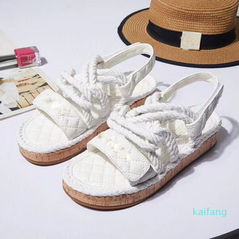 

2021 luxury bubble women sandals designer beach soft sole leather smooth sports leisure platform multi function Roman Hemp rope, Red