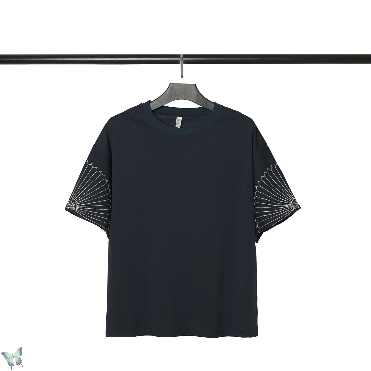 

Spring and Summer Casual T Shirt Sector Embroidery Logo Bat Sleeve, 102hei