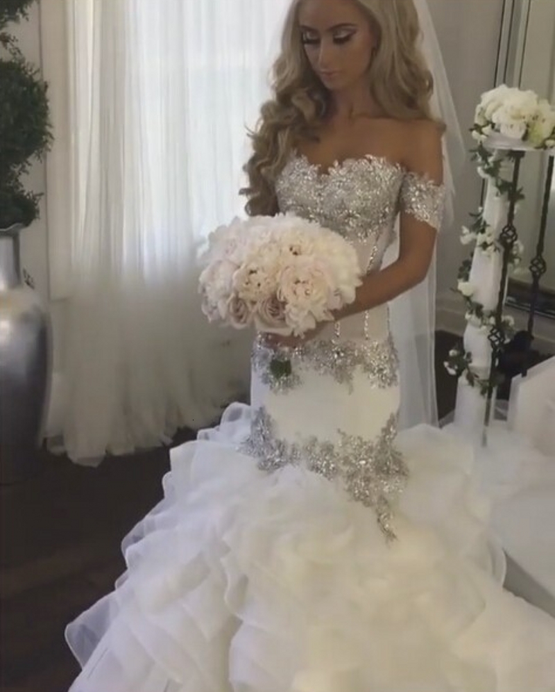 

2021 New Luxurious Saudi Arabia Bridal Gowns Sweetheart Appliques Crystal Beading Tiered Mermaid Wedding Es Arabic Robe De Mariage Hl4z, Ivory