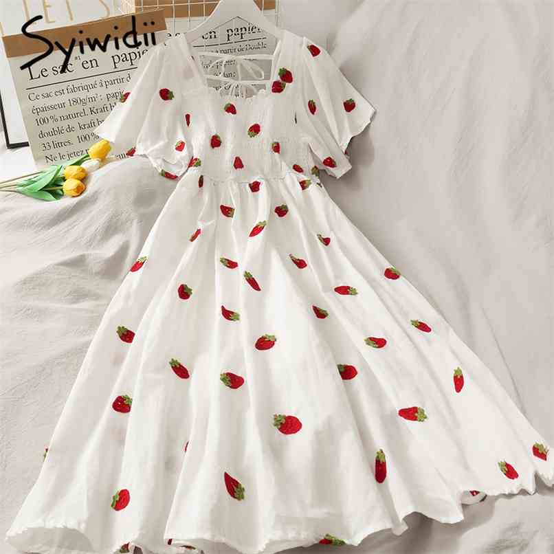 

Boho Strawberry Embroidery Midi Dresses Women Flying Sleeve Square Collar Elastic Bust Summer White Vintage Dress 210607