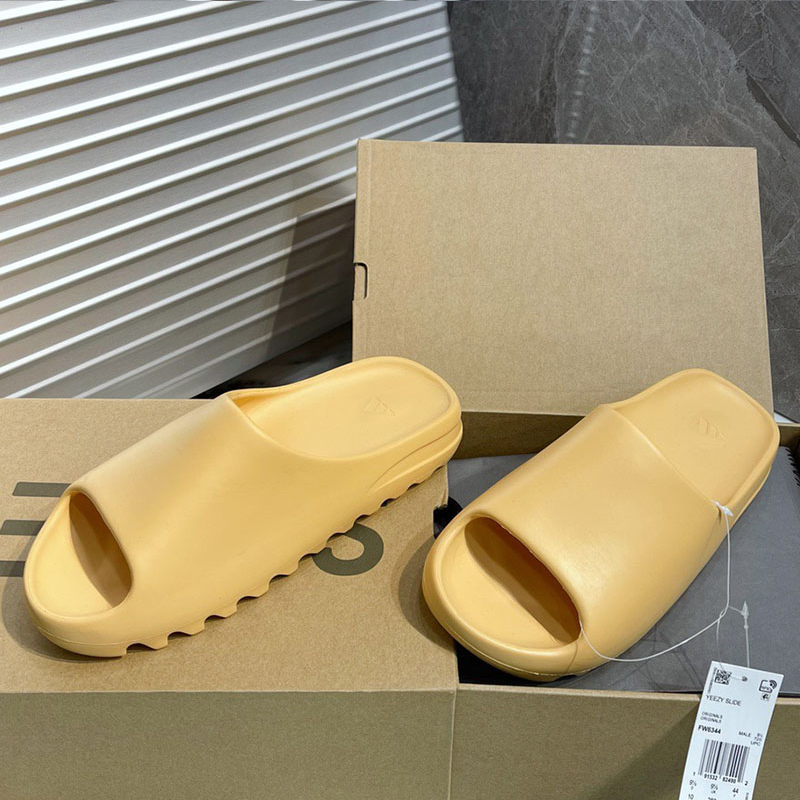 

Luxury designer Slides Graffiti Bone Resin Desert Sand Rubber Slippers Flat Brown sandals Men Women Beach Shoes Foam Runner Slipper sandal Womens, Blue