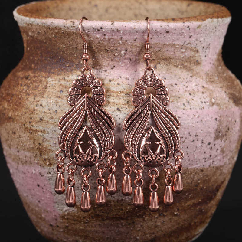 

earring style cut out carved earrings, simple and generous personality, tassel earrings hy-7280-3, Golden