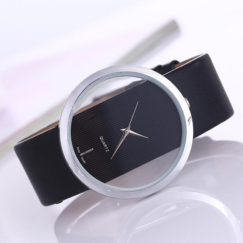 

Wristwatches Top Antique Leather Quartz WatchLady Korean Fashion Casual Belt Watch Watches Women Luxury Stylish Round Dress, White