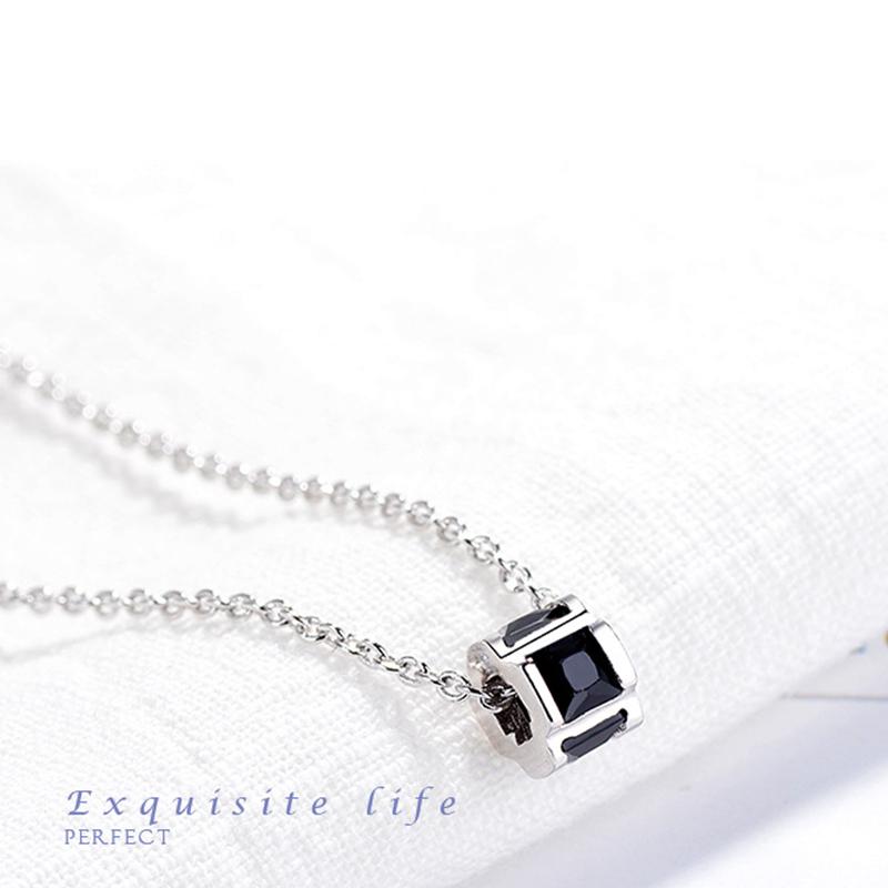 

Pendant Necklaces Luxury Cubic Crystal Rhinestone Beautiful Hollow Out Cylinder Necklace Jewelry For Women