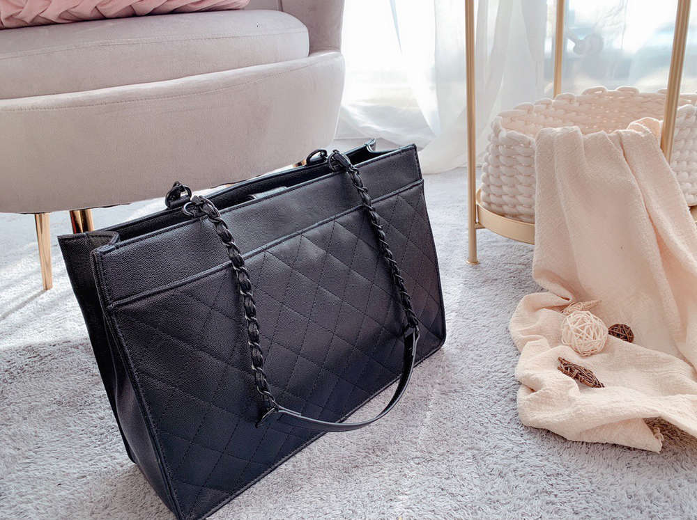 

7A+ is natural capacity of 2020 the new tide fashion chain ling grid joker ins single shoulder Bag tote bags, Customize