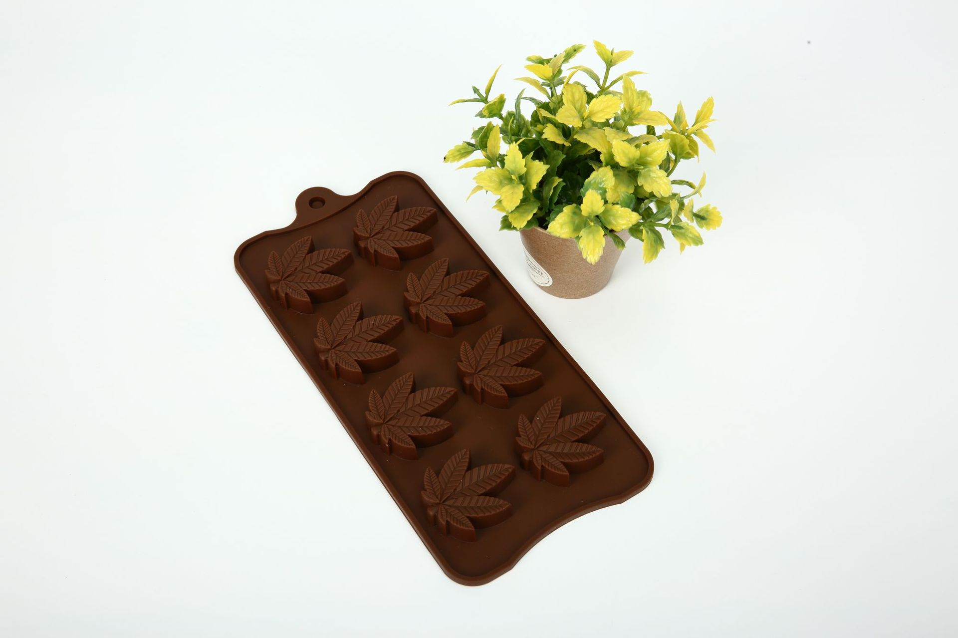 

8 Hole Maple Leaf With Leaves Silicone Mold Silicone Cake Mold Diy