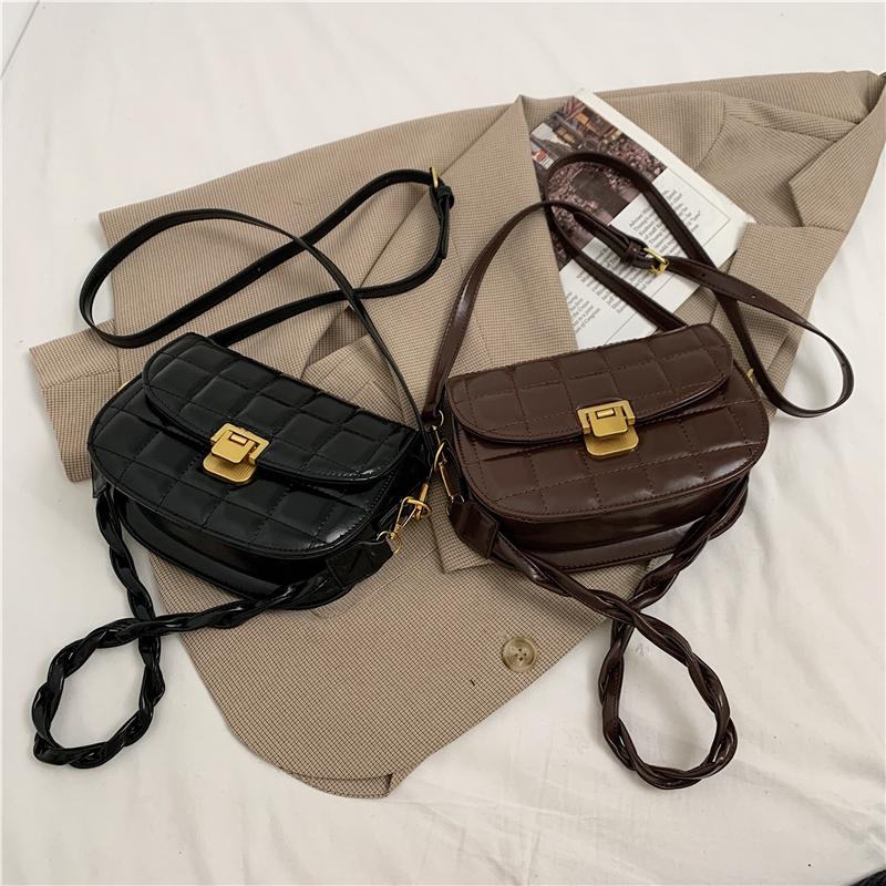 

Niche Texture Bag Female 2021 Trendy High-end Western Messenger Bag Wild Ins Single Shoulder, Black