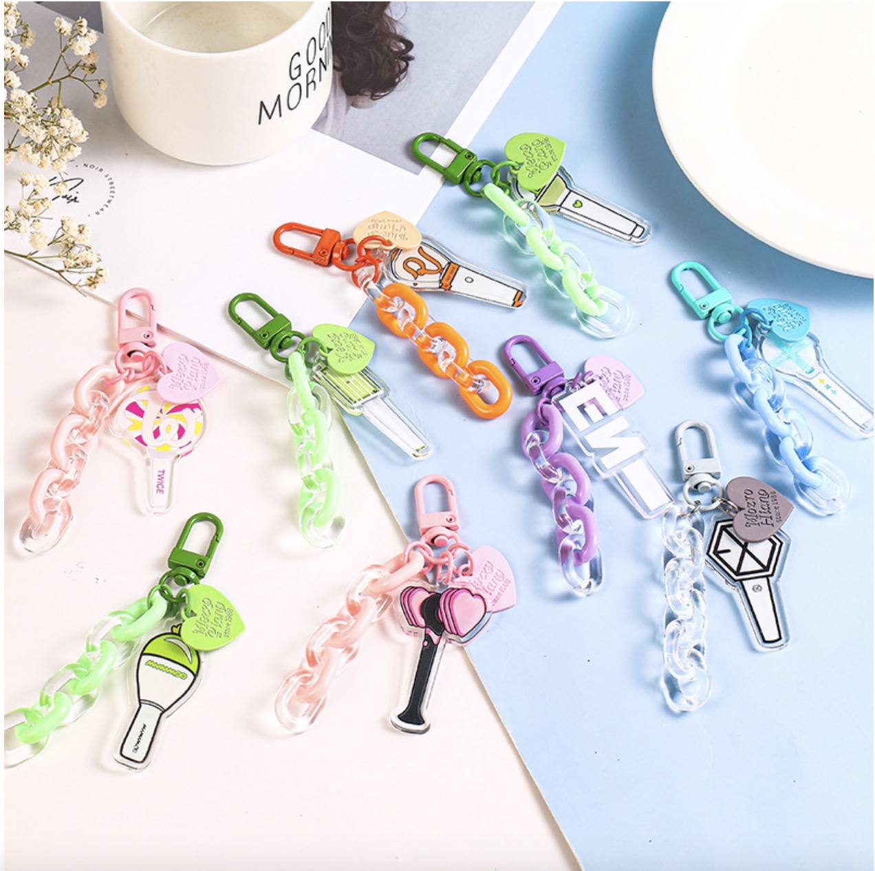 

20PCs/ iu/mamamoo/red velvet/exo/enhypen/nct127/txt/ blackpink/twice/ keychain/pendent