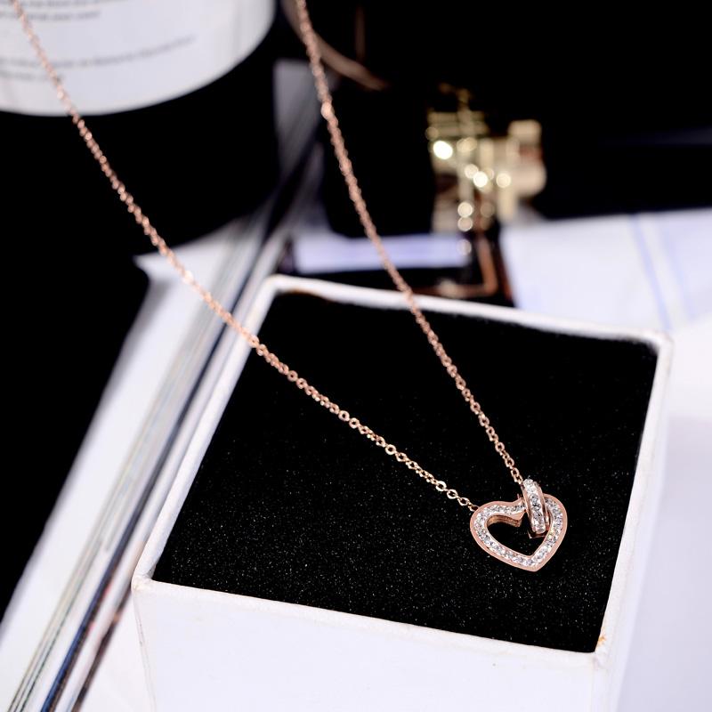 

Pendant Necklaces YUN RUO 2021 Arrival Rose Gold Color Chic Zircon Crystal Heart Necklace Fashion Titanium Steel Woman Jewelry No Fade