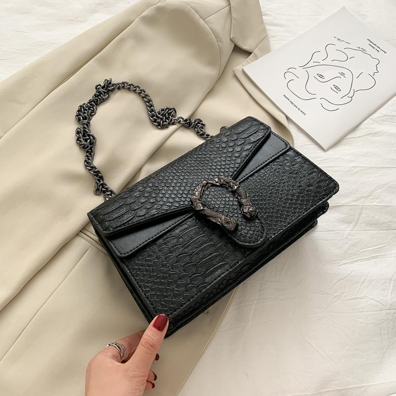

Metal Appliques Flap Women Bag Chain Small Crossbody Bags For Female Shoulder Messager Handbags Black White Fashion Lady, Beige