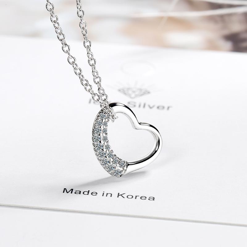 

Pendant Necklaces Net Red Necklace Trendy Romantic Heart-shaped Short Clavicle Chain Female Fashion Jewelry Wholesale