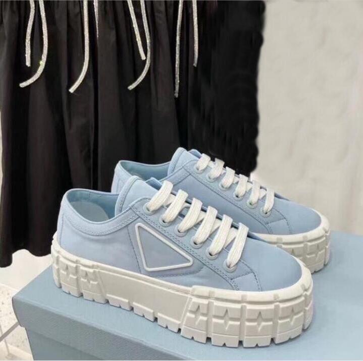 

2021 Designer Women Nylon Casual Shoes Gabardine Classic Canvas Sneakers Brand Wheel Lady Stylist Trainers Fashion Platform Solid Heighten, Black