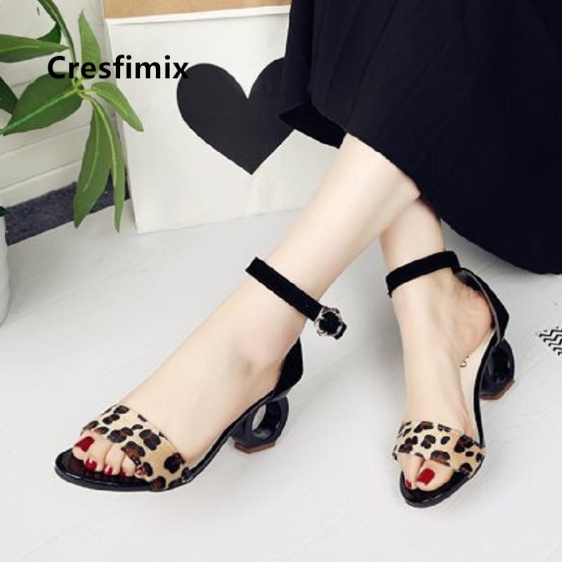 

Dress Shoes Cresfimix Vrouwen Sandalen Women Fashion Sweet Comfortable High Heel Pumps Lady Leisure Street Sandals Cool Summer B5370