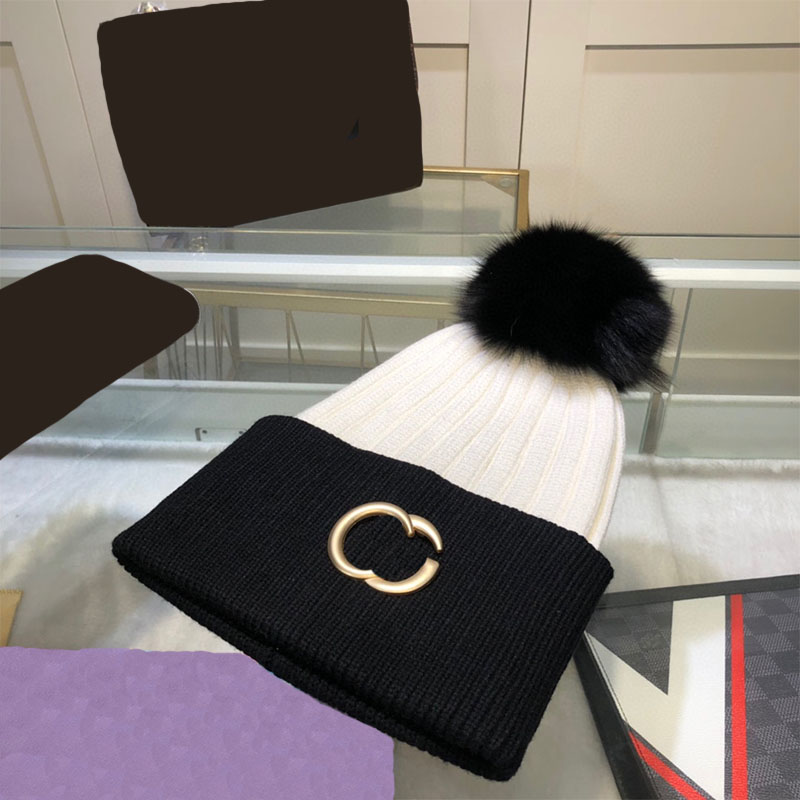 

Womens Caps Knitted Cap Designer Hat Women Hats Winter Fox Ball Detachable Fashion Cashmere Brand Luxury Weote