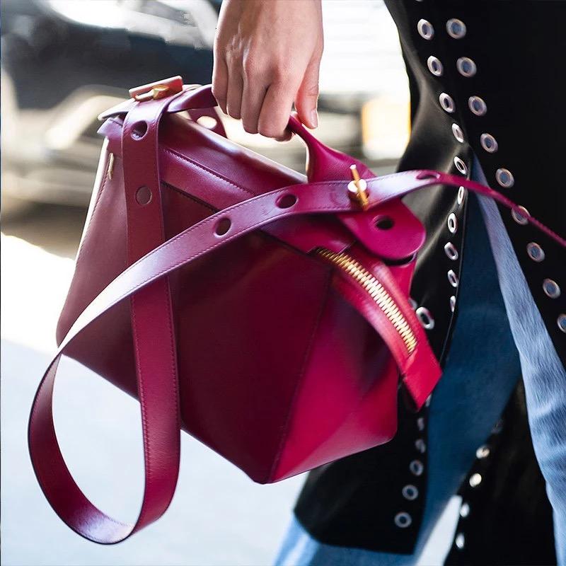 

Fashion Blue PU Leather Women Buckles Handbags Stylish Solid Pillow Shoulder Bags 2021 Hot Cross Body Ladies Party Bags, Black