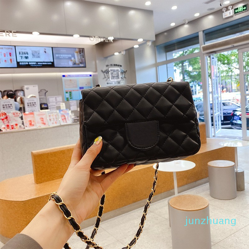 

Designer- Lingge chain women's fashion single shoulder summer Korean version foreign style messenger small square bag, Light green