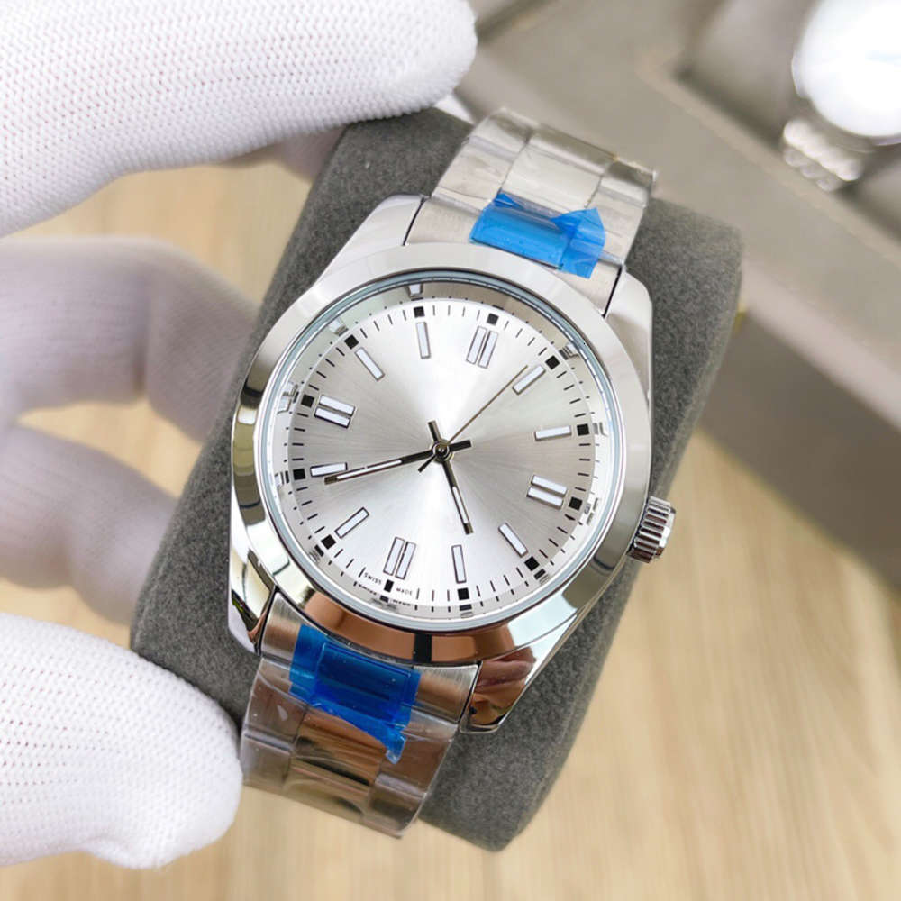 

Mens Designer Watch Fashion Luxury Men Watches Stainless Steel Quartz Wristwatch Classic Style 40mm Sports Clocks Man Montre De Luxe