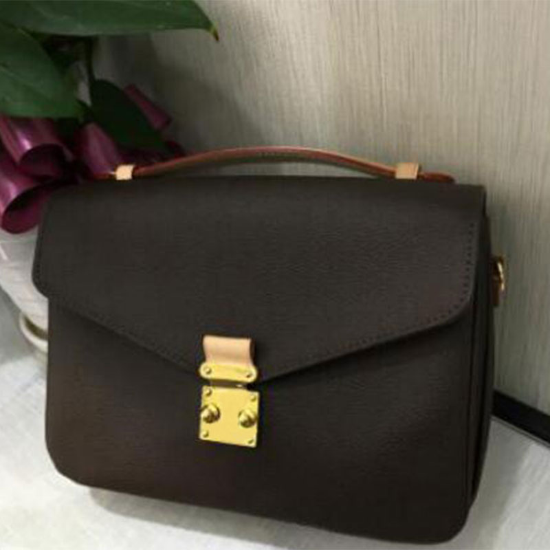 

Free shipping high quality pu leather womens Brown message handbag womens shoulder bags Retro bag Fashion Bags bag shoulder Bags, Brown letter