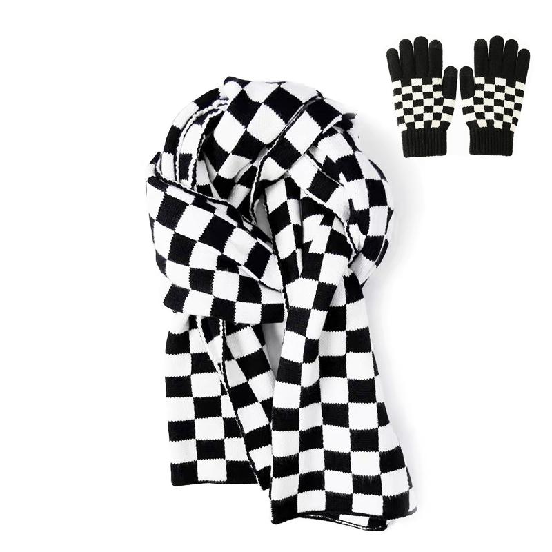 

Scarves Classic Black White Checkered Scarf Women Men Checked Plaids Grids Cosplay Winter Warm Knitted For Christmas Gift