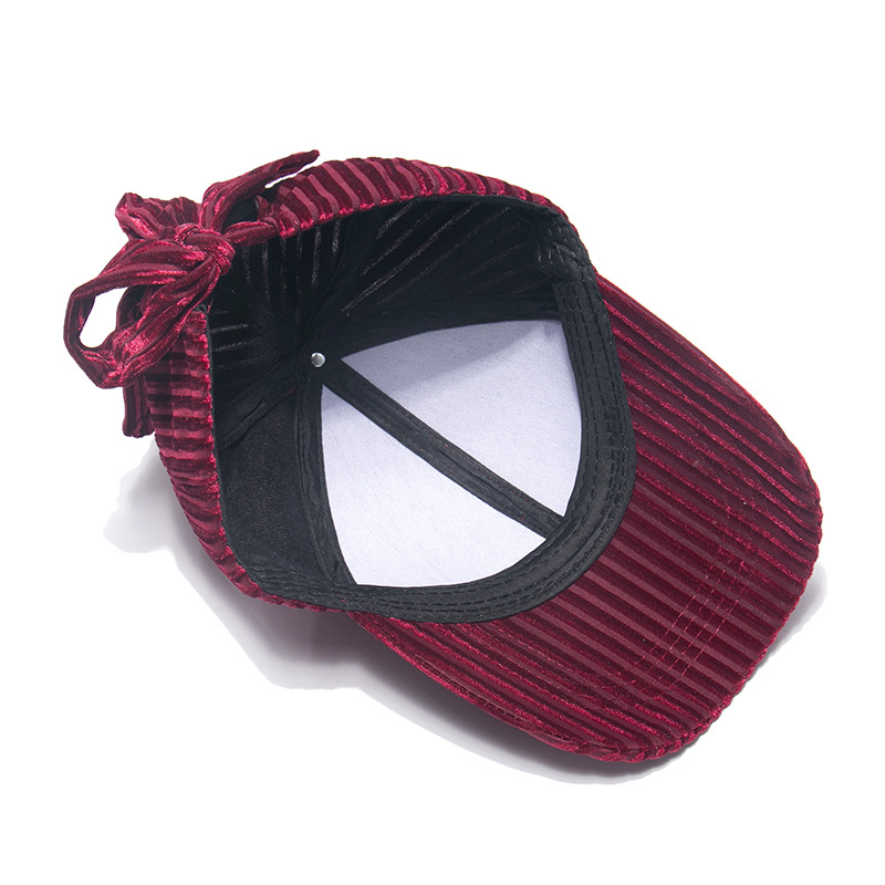 

New Korean Style Fashionable Peaked Cap Vertical Striped Baseball Cap Female Autumn and Winter Velvet Student Couple Solid Color Light Board, Black