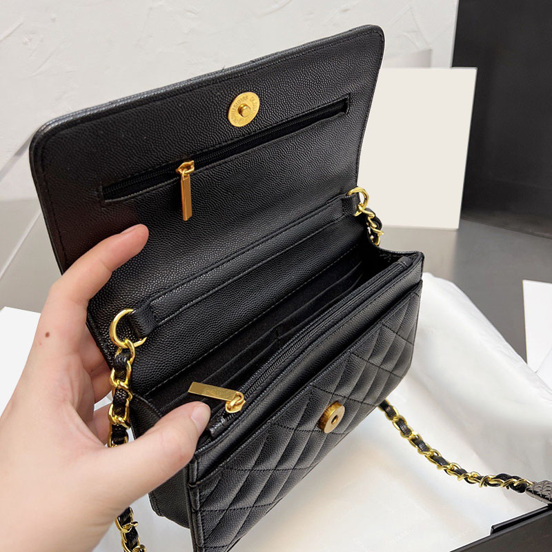 21 Automne Hiver France Femmes Caviar Cuir Sacs Calfskin Quilté Matelasse Chaîne Croix De Corps Cadre Cadre célèbre Porte-monnaie Porte-monnaie P