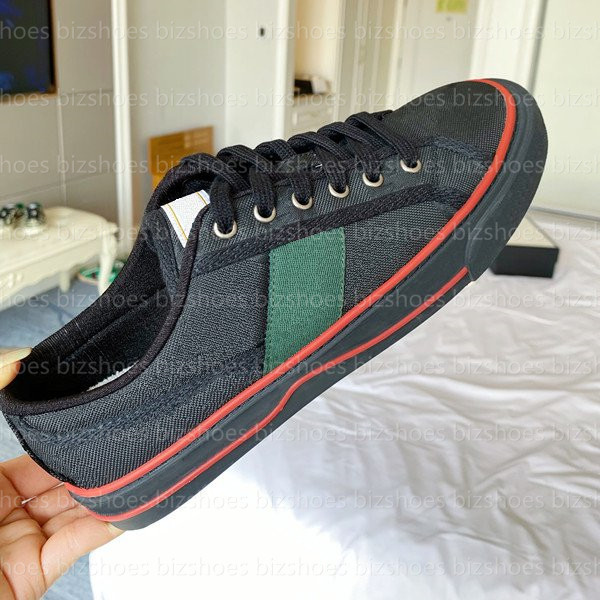 

Tennis 1977 sneaker Italy low-top casual shoe stretch cotton Green and red Web stripe Rubber sole Embroidered Lace-Up canvas Luxurys Designers shoes, 02