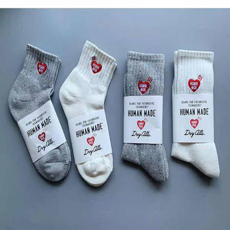 New 2021 Homem Feito Meia Bordado Vermelho Corao Meias Algodo Masculino Feminino Casal De Alta Qualidade Quatro Estaes Soporttsocks Rr82-image-657959220