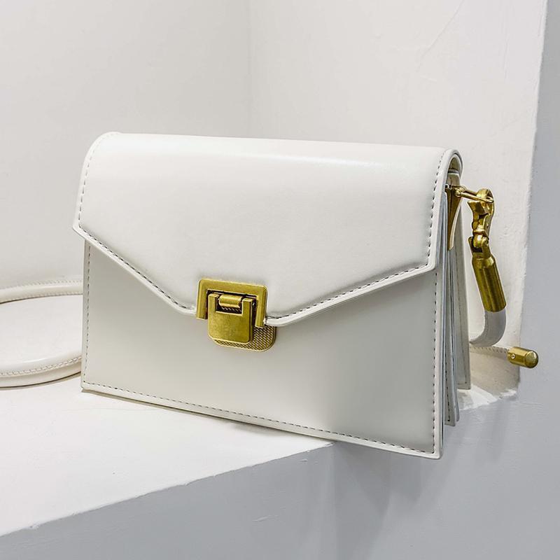 

Fashion Mini Crossbody Bags Women 2021 Metal Button Shoulder Bags Spring Summber Beach Flap Handbags Purse Designer, Beige