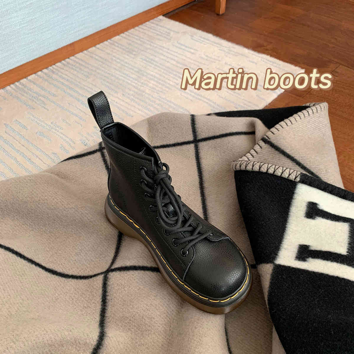 

Grape mother studiolee spring and autumn England wind in the tube increased thick flat bottom lace up round head Martin single boot female, Black