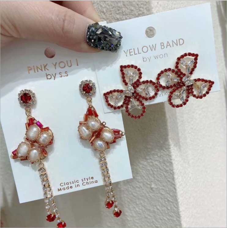 

Dangle & Chandelier Sweet Red Butterfly Tassel Earrings Female Retro Holiday Rhinestone Pearls