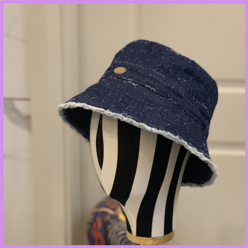 

New Fashion Designer Hats Bucket Hat Women Mens Caps Hats Tassels Baseball Cap Hut Casquette Street Letters Dot Fisherman D217169F, Box