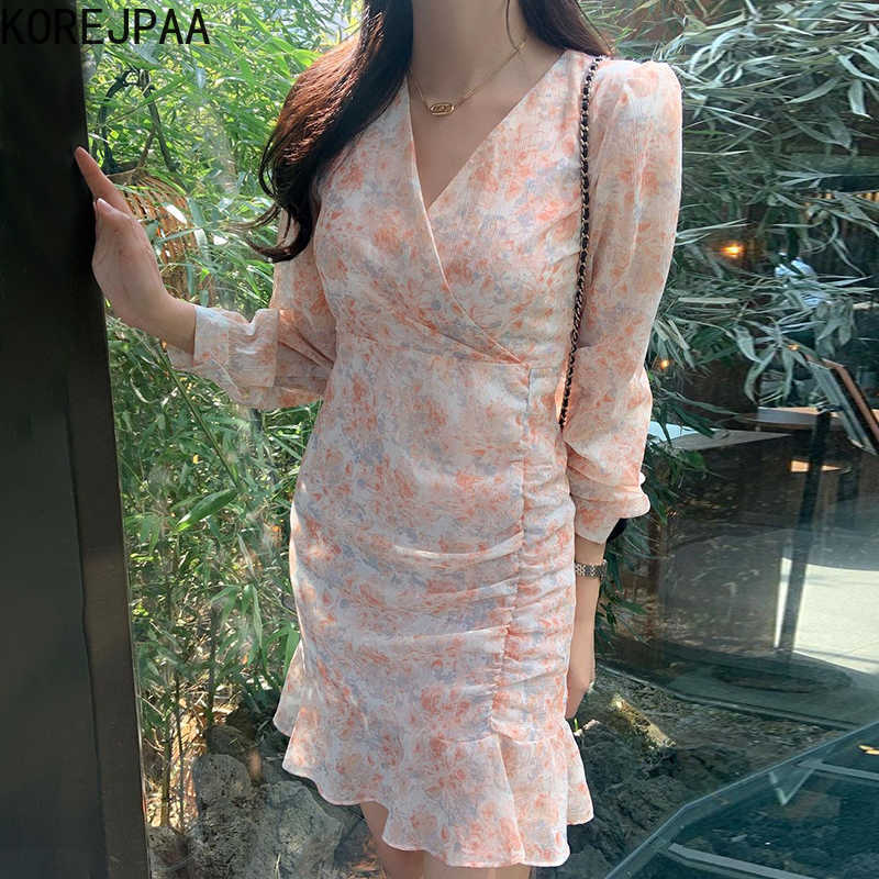 

Korejpaa Women Dress Summer Korean Chic Gentle Sweet V-Neck Cross Pleated Drawstring Ruffled Long-Sleeved Floral Vestidos 210526, Photo color