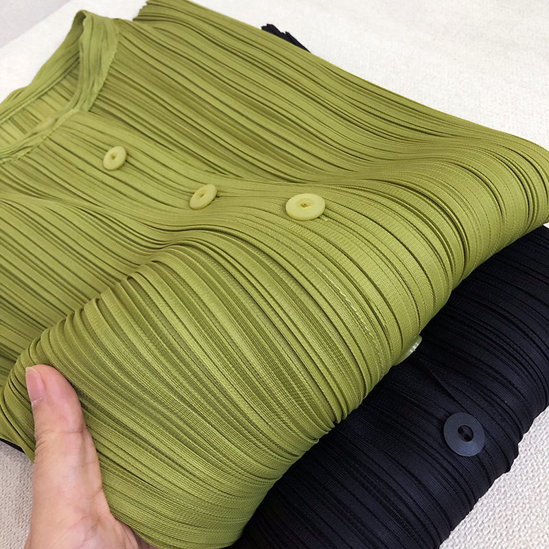 

2021 New Autumn Pleated Women Korean Fashion High Quality Elegant Temperament Black Long Button Up Shirt Designer Clothes Vnpo