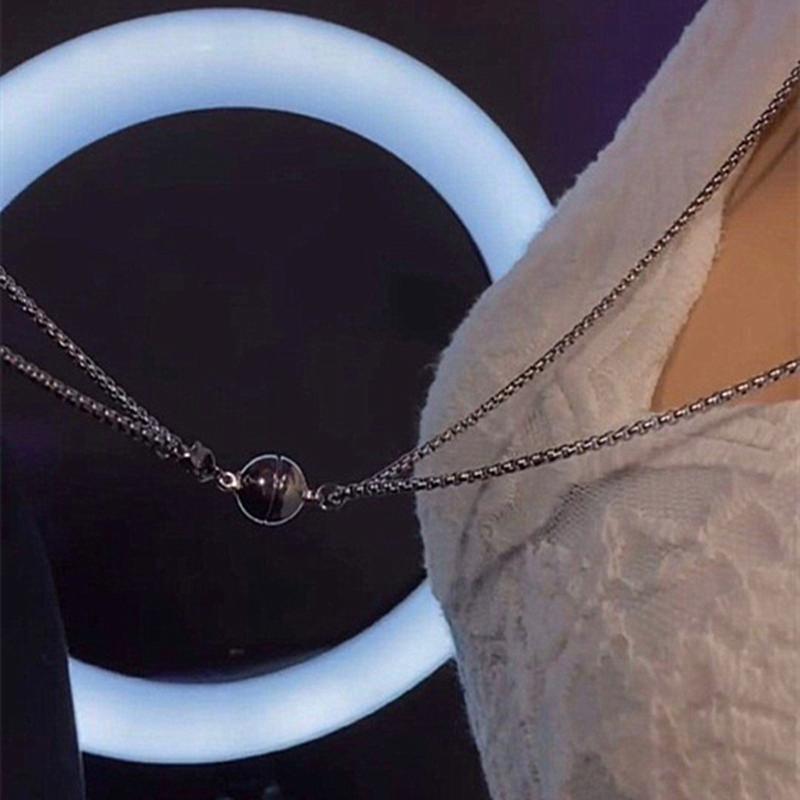 

Chokers 2pcs / Set Magnet Attraction Stainless Steel Pendant Attract Couple Necklace Jewelry Chain Necklaces