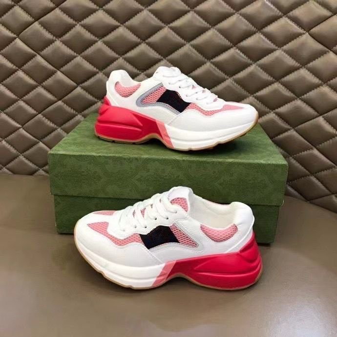 

2021 Casual Shoes Dad Sneaker Paris Fashion Designer Men and Women Shoe Platform Sports Strawberry Wave Mouth Tiger Web Print