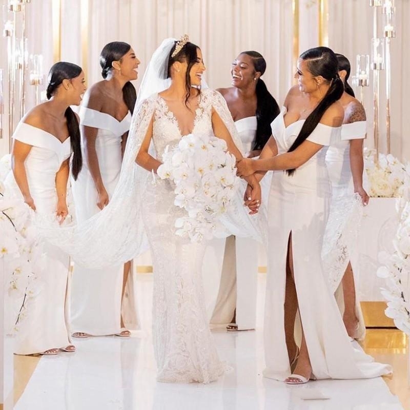 

2021 New Off Shoulder White Satin Long Bridesmaid Ruched Split Sweep Train Wedding Guest Maid of Honor Es Lcx1