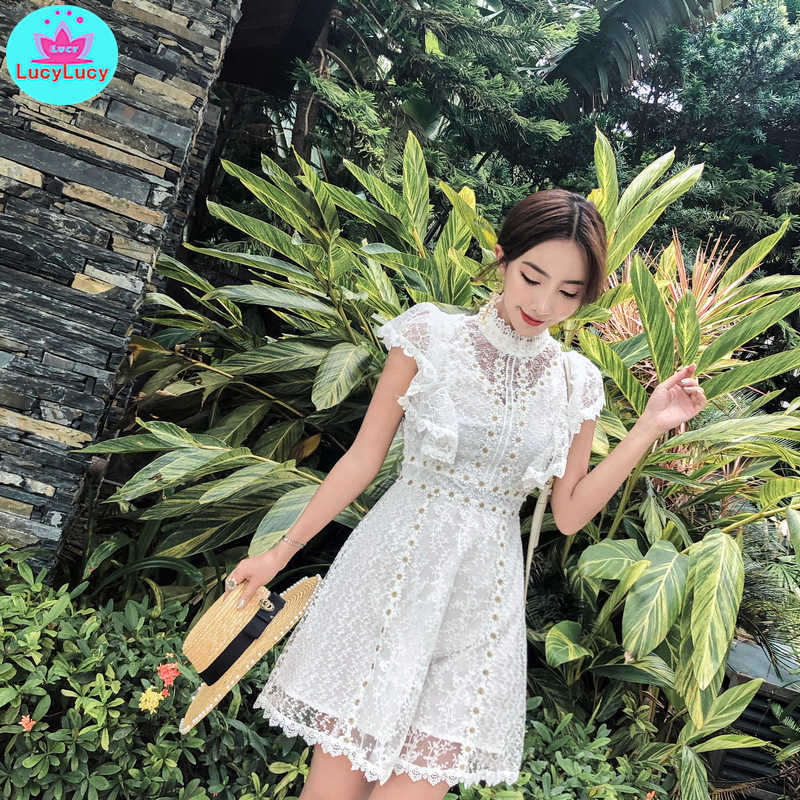 

summer female temperament white super fairy first love retro short lace travel holiday dress 210603, Clear