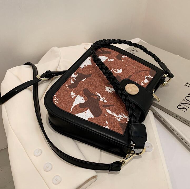 

wholesale women handbag elegant atmospheric printing crossbody bag street trend contrast leather shoulder bags printed leathers fashion ba