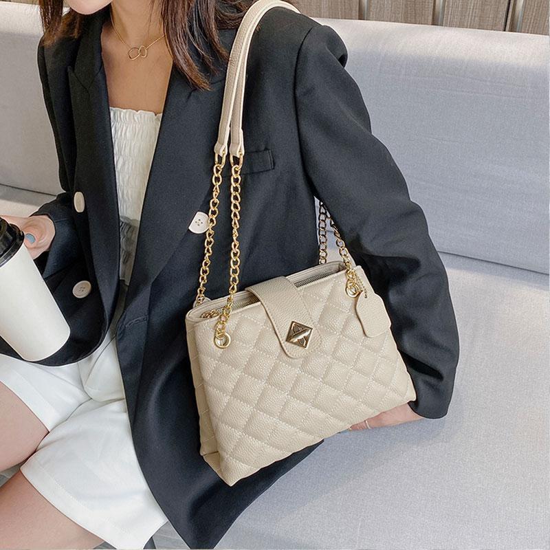 

New fashion style chain black large capacity diamond pattern pu leather shoulder messenger bags women designer crossbody bag