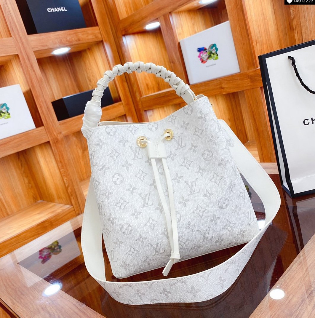 

2021 High Quality Star Style purse Bag Purses Fashion Tote Women's crossbody Shoulder Backpack Women handbag -L3533, Red;black
