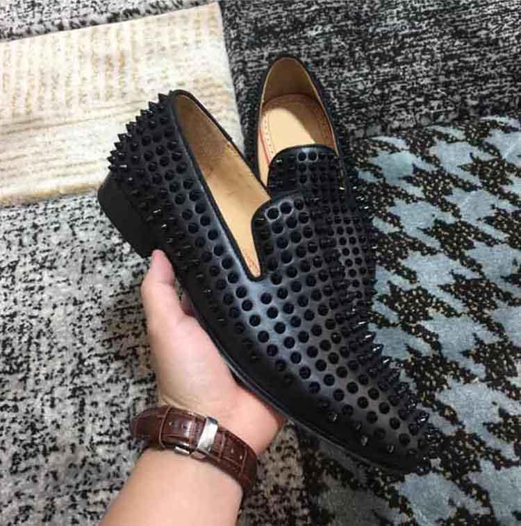 

Luxurious Name Brand Red Bottom Homme Shoes Men Bussiness Dress Loafers Spiked Shoe Slip On Dandelion Sneaker Reds Soles Oxford Flats With box