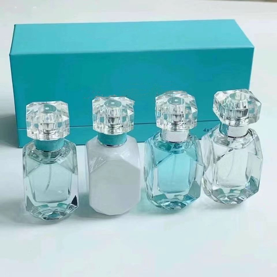 

Women Perfume Fragrance Spray 30ml*4 Brand Perfumes 3*30ml Eau De Parfum Gift Set Lasts good Smells girl Fast ship
