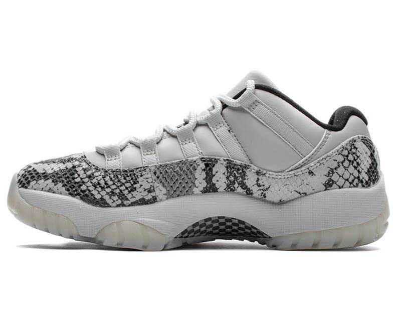 

Snakeskin Light Bone Low Jumpman 11 Basketball shoes Mens True Carbon plate sole Sneakers, #1
